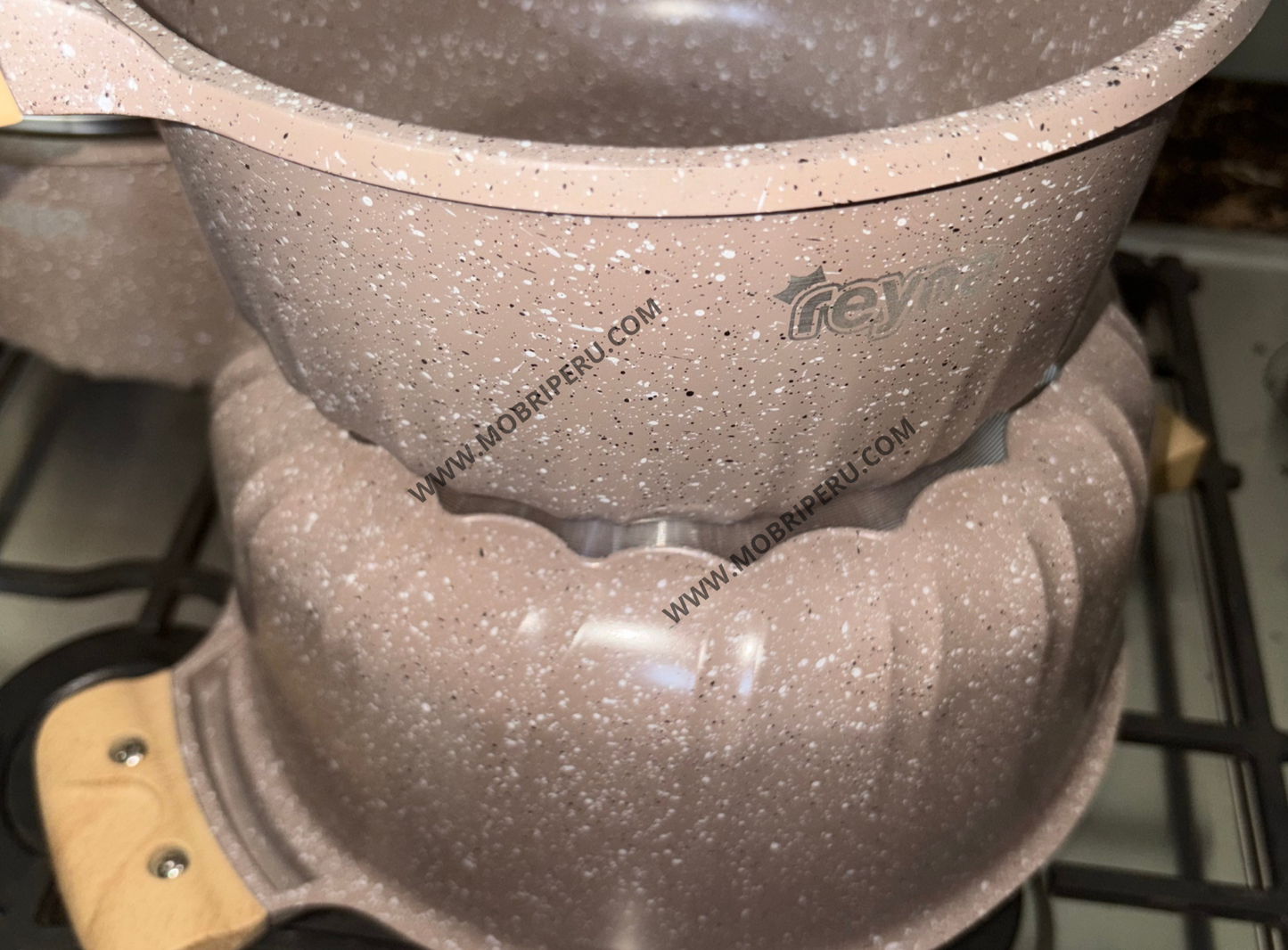 JUEGO DE OLLAS ROCA VOLCÁNICA 10PC SIENA DE REYNA